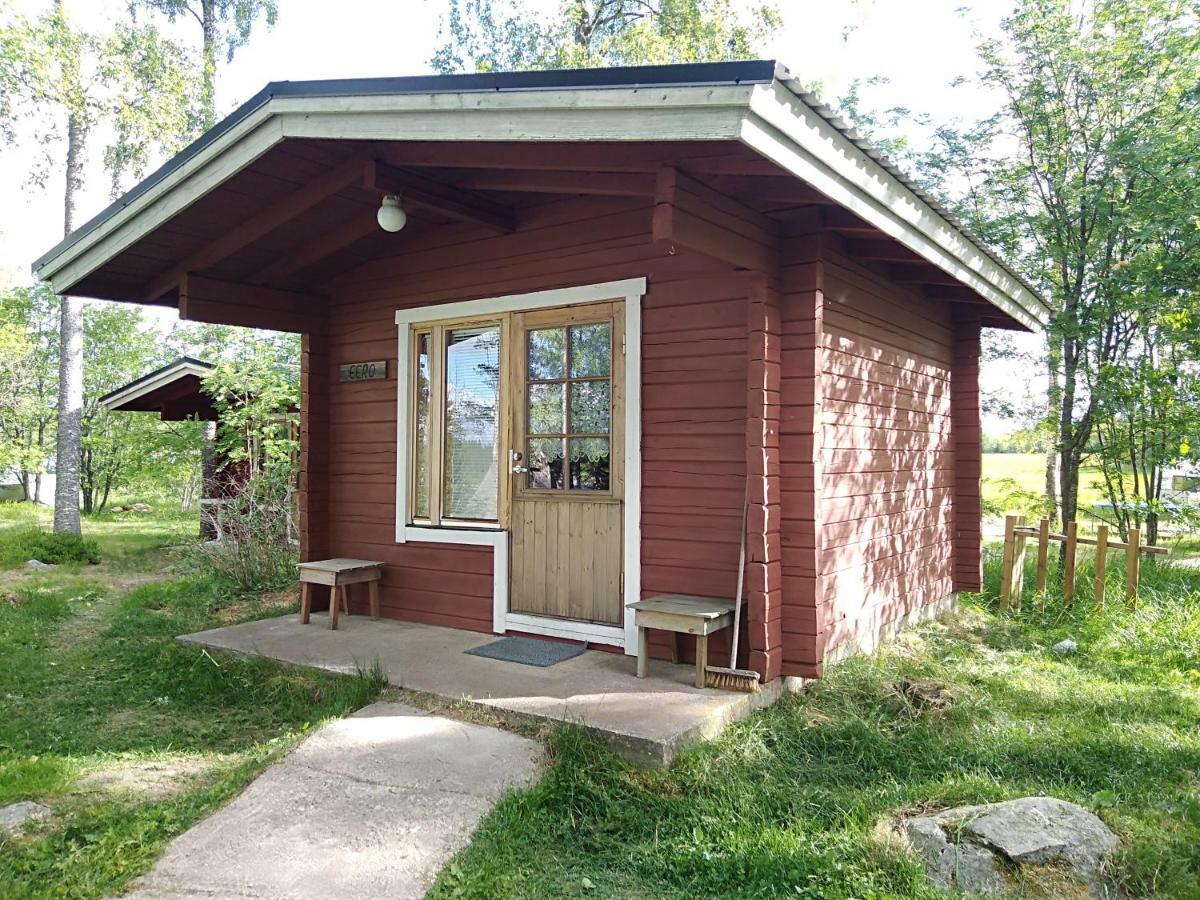 Pirttiniemen Lomakylae Hotel Muurasjarvi Exterior photo